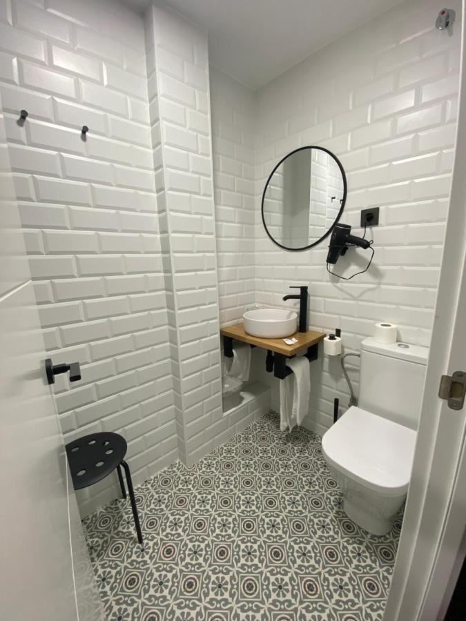 Casual Mardones Hotel Bilbao Exterior foto Bathroom